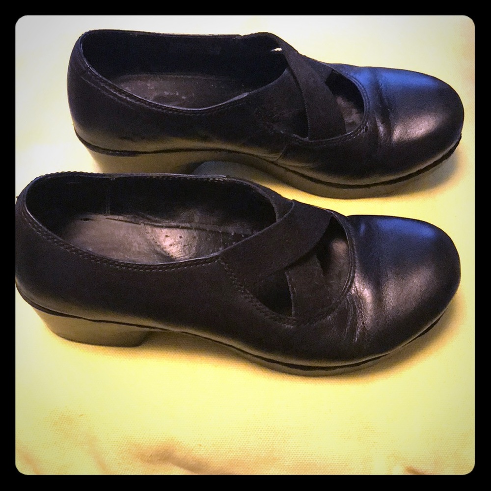 Dansko Traci Clogs Sz 39 (Black)